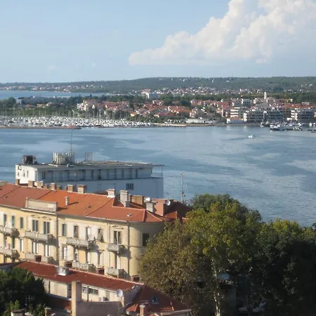 Marica Amazing View Apartamento *